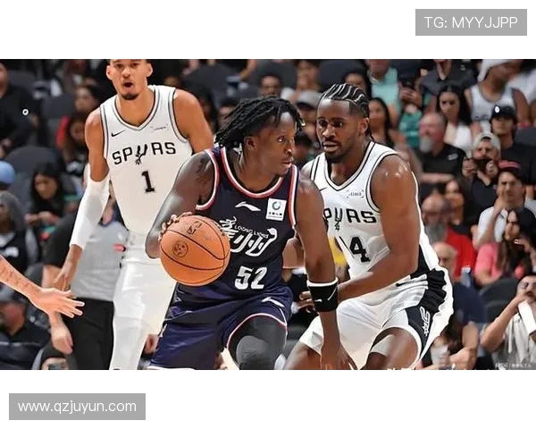 2018年活塞与马刺季前赛精彩对决回顾与分析