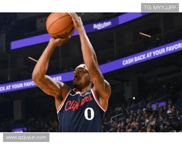 勇士与快船2016年对决回顾精彩瞬间与赛季亮点分析 勇士与快船2016年对决回顾精彩瞬间与赛季亮点分析