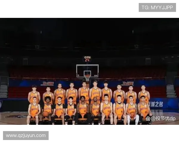 广州队与同曦队激战正酣最终险胜展现实力与韧性