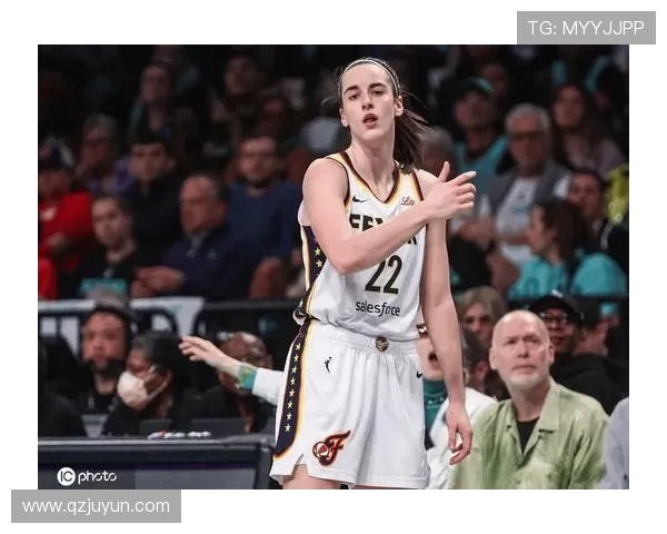 王牌队与神秘人队的巅峰对决WNBA赛季精彩瞬间回顾与分析