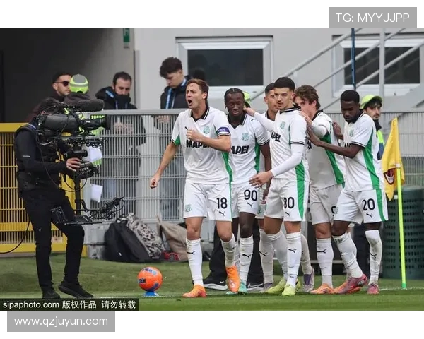 迈尼昂的崛起与挑战：从青涩门将到世界顶级守护者的传奇之路