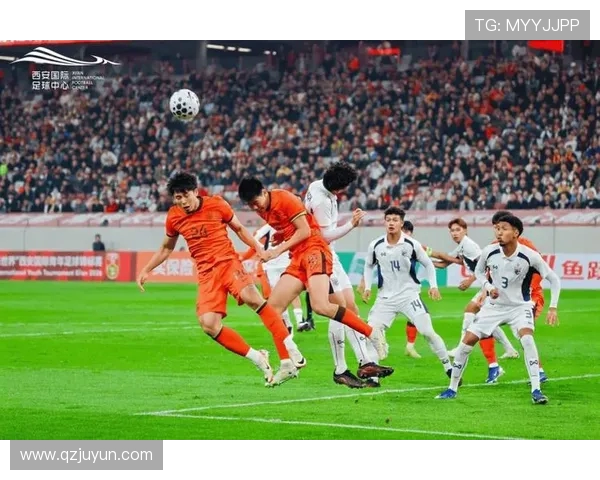 全国锦标赛回顾：西安足球队默契配合展现团队实力与战术智慧